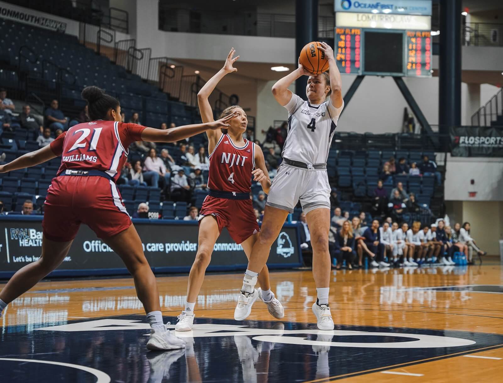 Women’s Basketball Brushes Off Close Losses to Defeat NJIT - The Outlook